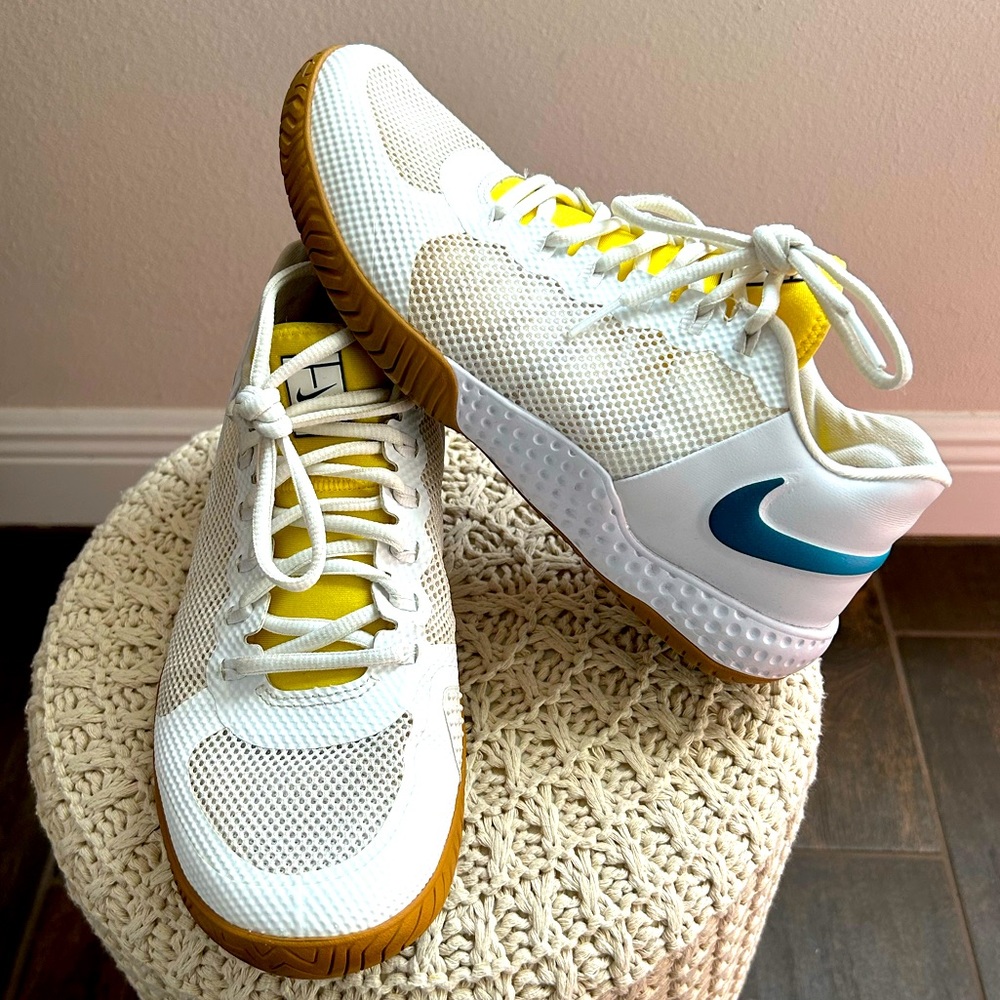 EUC Nike Flare 2HC Serena Williams Tennis Shoes 8.5
